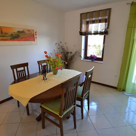 Oliva, Apartament Poreč