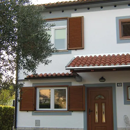 Apartment Oliva,