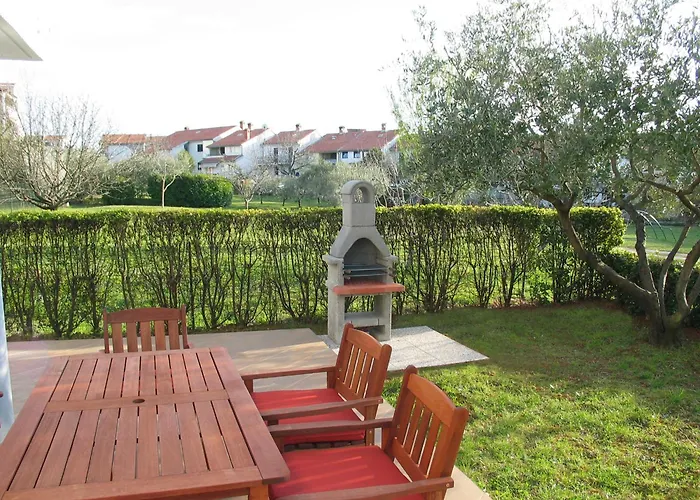 Oliva, Apartmán *